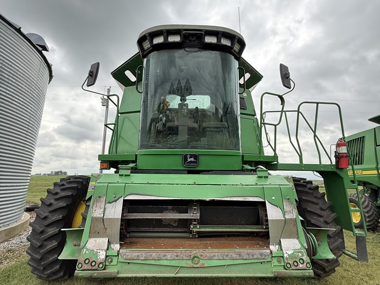 2001-john-deere-9750-image-54