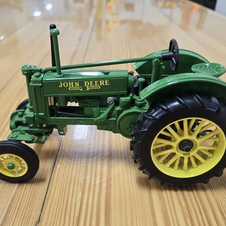 JOHN DEERE MODEL B