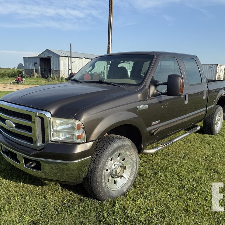 2005 FORD F350 XLT