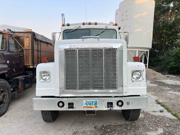 1979-international-transtar-4300-image-2