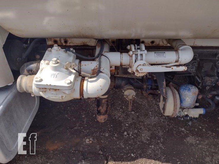 ford-f750-image-37