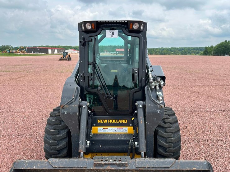 2022-new-holland-l328-image-14