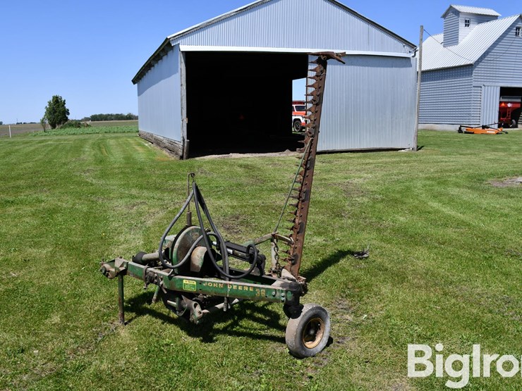 john-deere-7-image-7