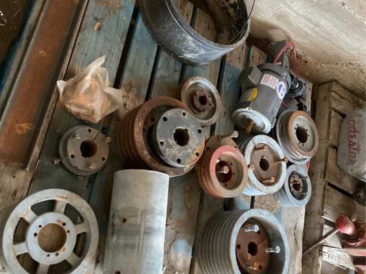 #164-•-hubs-and-pulleys-image-3