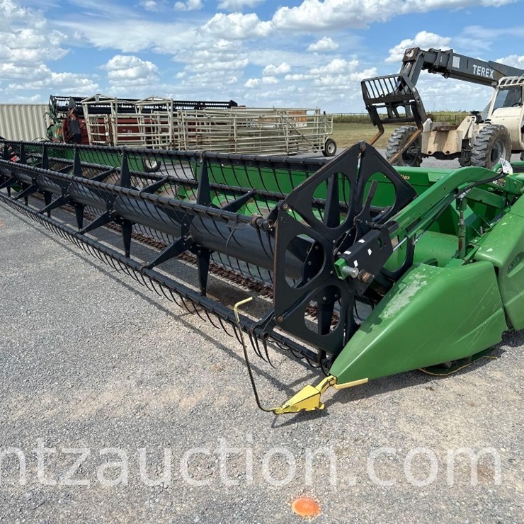 JOHN DEERE 635