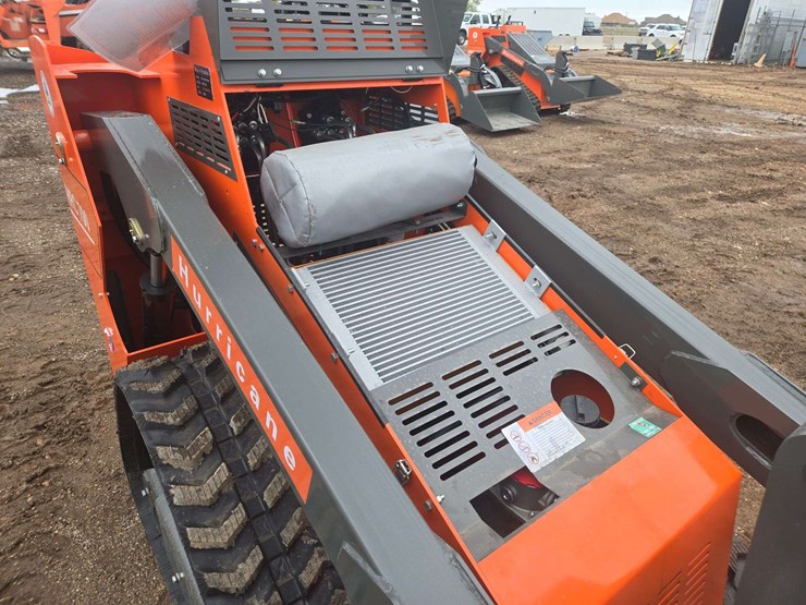 2024-hrc700-hurricane-mini-skid-steer-image-12