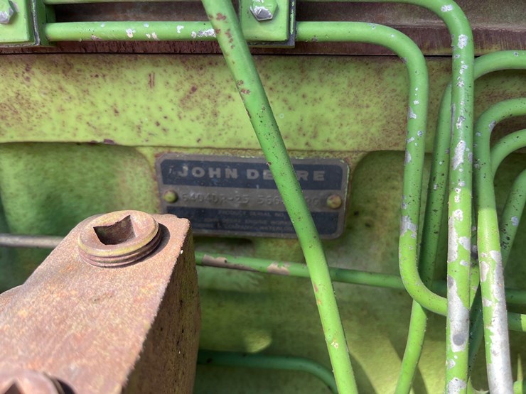 1982-john-deere-4040-image-13