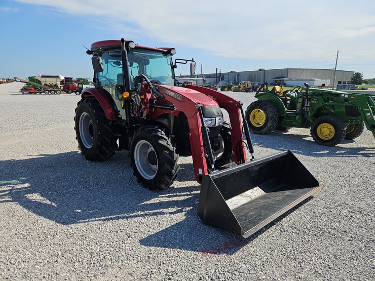 case-ih-farmall-115a-image-24