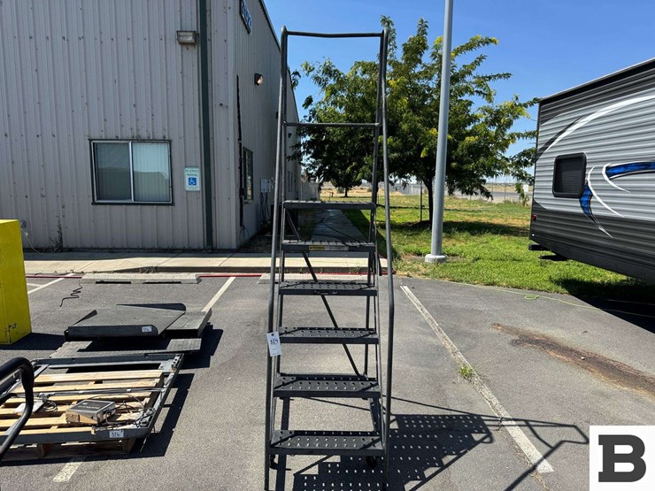 safety-ladder-image-2