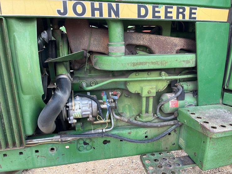1981-john-deere-4240-image-21