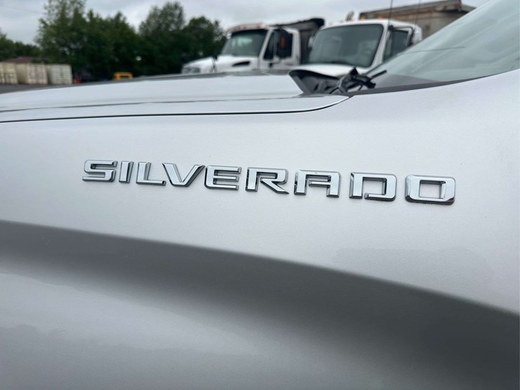 2019-chevrolet-silverado-1500-image-15