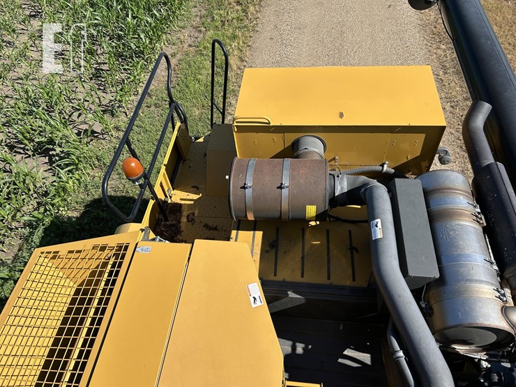 2012-claas-lexion-750tt-image-91