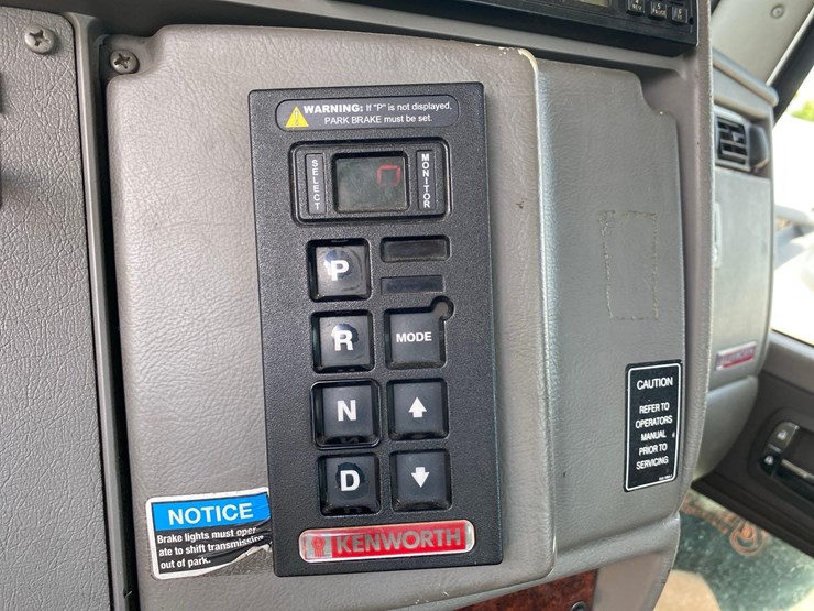 2009-kw-t-3-cab-and-chassis-image-31