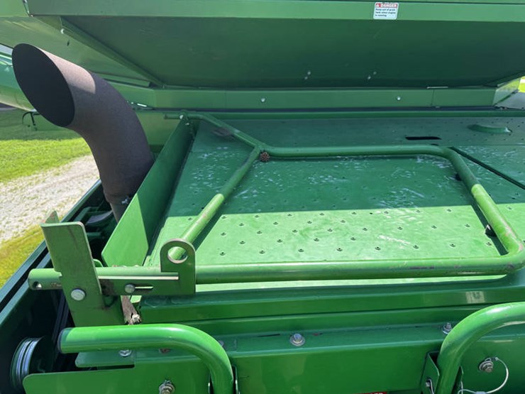 2010-john-deere-2010-image-52
