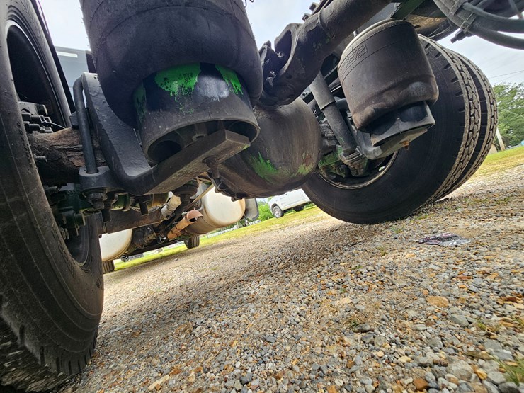 2018-peterbilt-579-image-84
