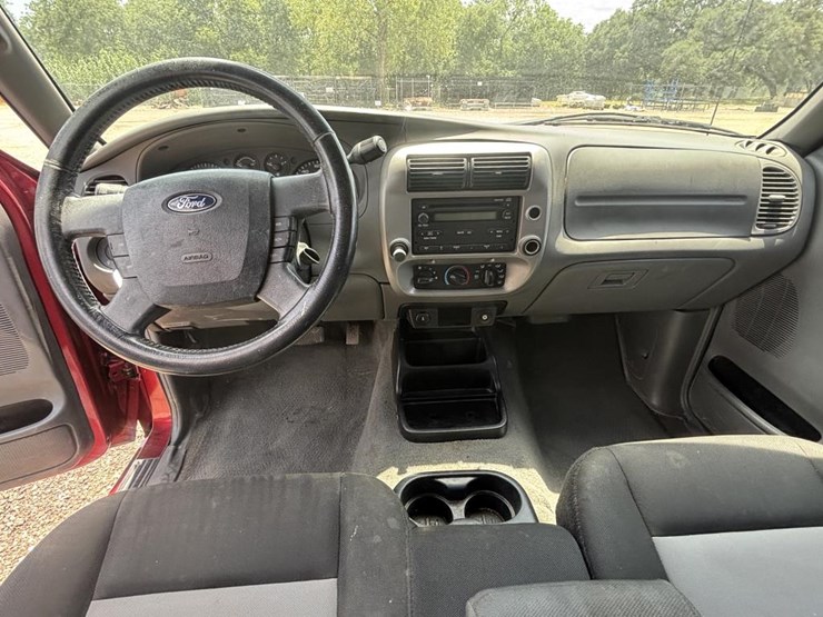2011-ford-ranger-xlt-image-8