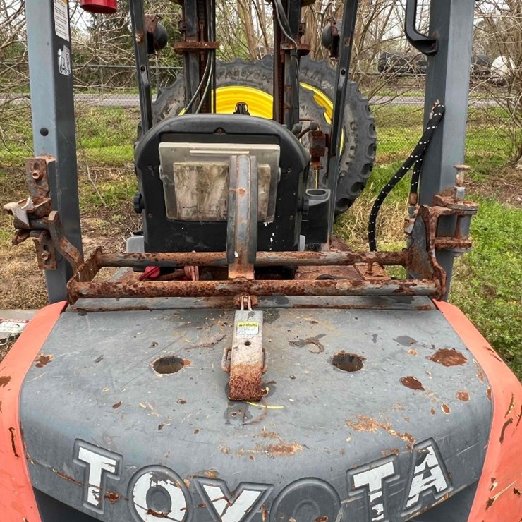 TOYOTA 6FGU25