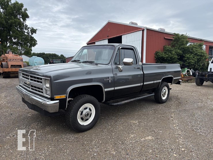 1984-chevrolet-silverado-20-image-4
