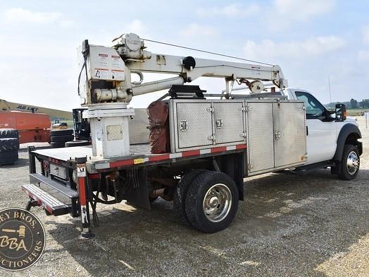 2013-ford-f550-image-71