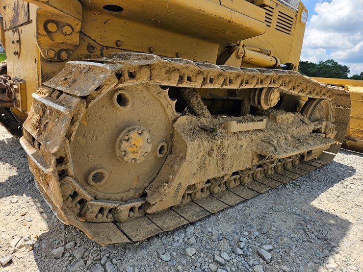caterpillar-d4c-image-58