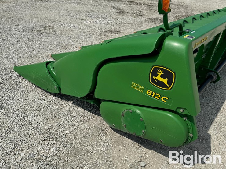2011-john-deere-612c-image-17