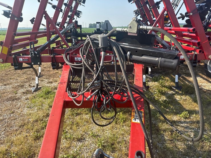 case-ih-200-image-7