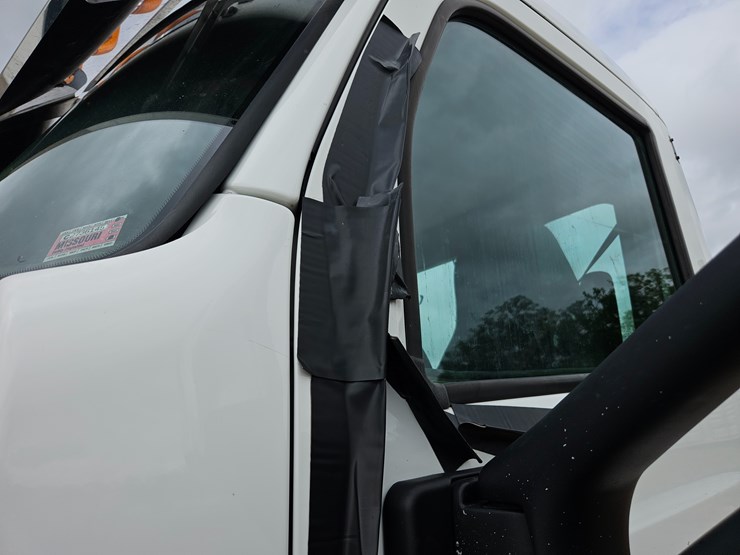 2014-peterbilt-579-image-59