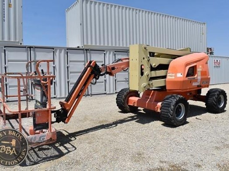 2016-jlg-450aj-image-1