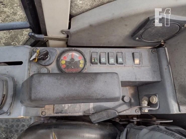 2011-terex-tc29-image-8