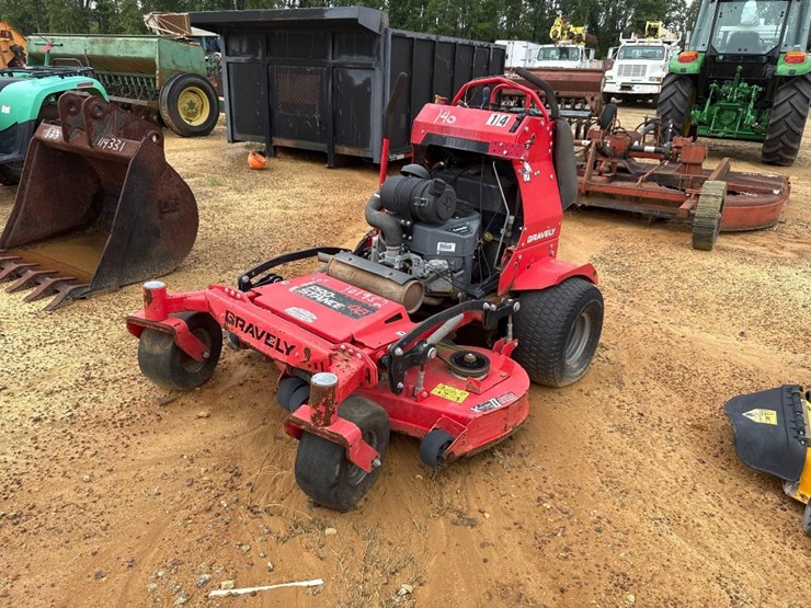 140---gravely-prostance-48"-mower-image-2