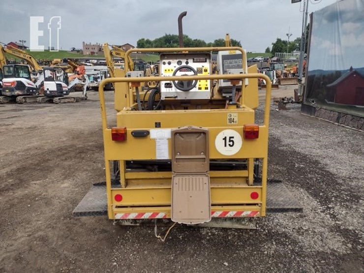 2012-caterpillar-ap-255e-image-4