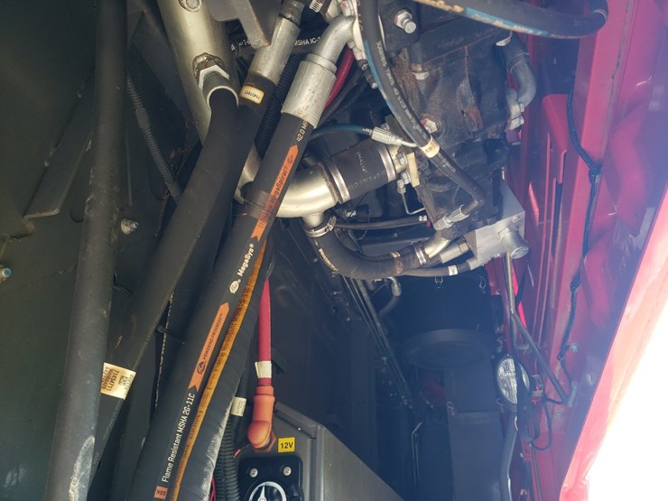 2015-massey-ferguson-9545-image-19