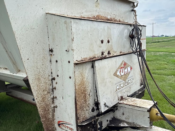 kuhn-knight-8132-image-29
