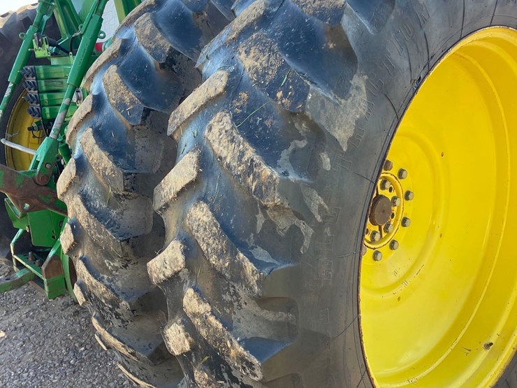 1996-john-deere-8300-image-21