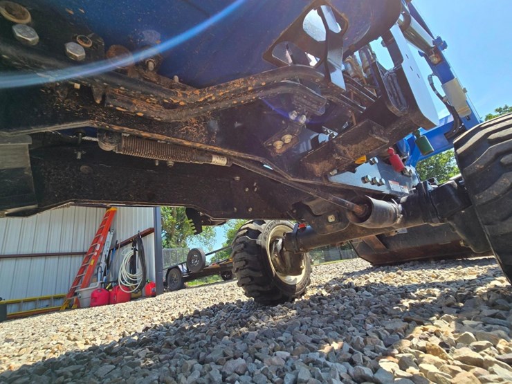 2023-new-holland-workmaster-25s-image-33