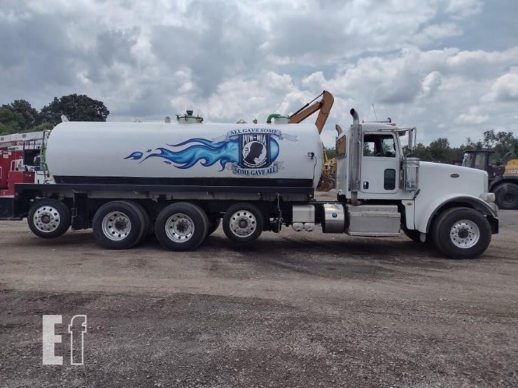 2016-peterbilt-367-image-3