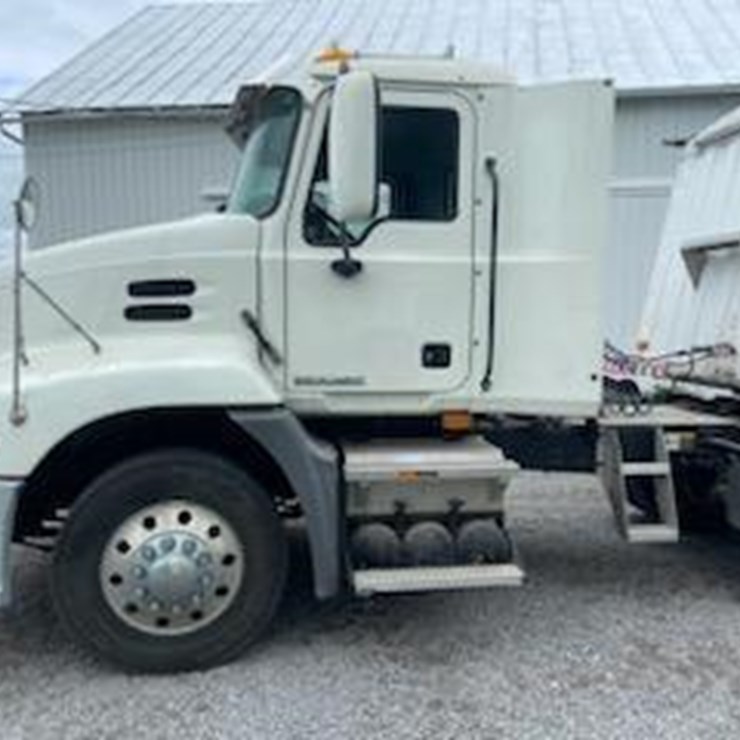 2009 MACK PINNACLE CXU613