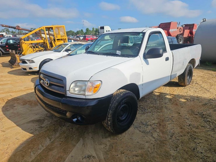 2006-toyota-tundra-image-2