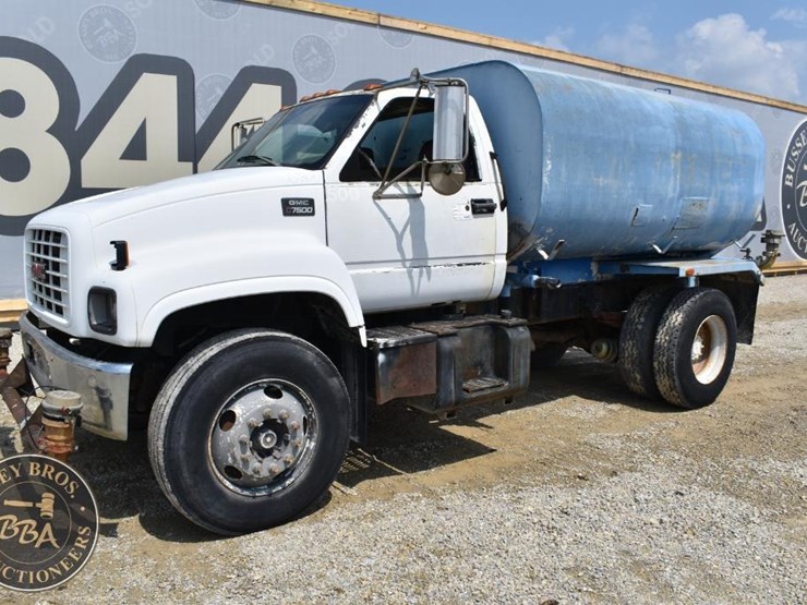 1997-gmc-topkick-c7500-image-1