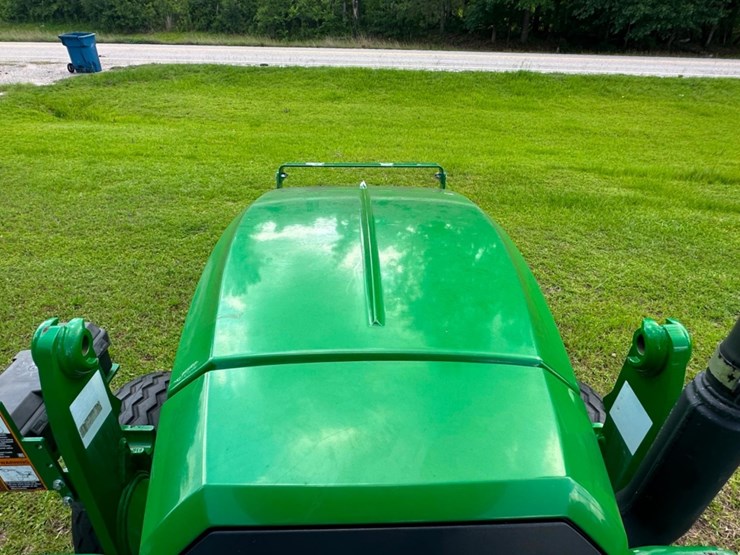 2021-john-deere-5045e-image-26
