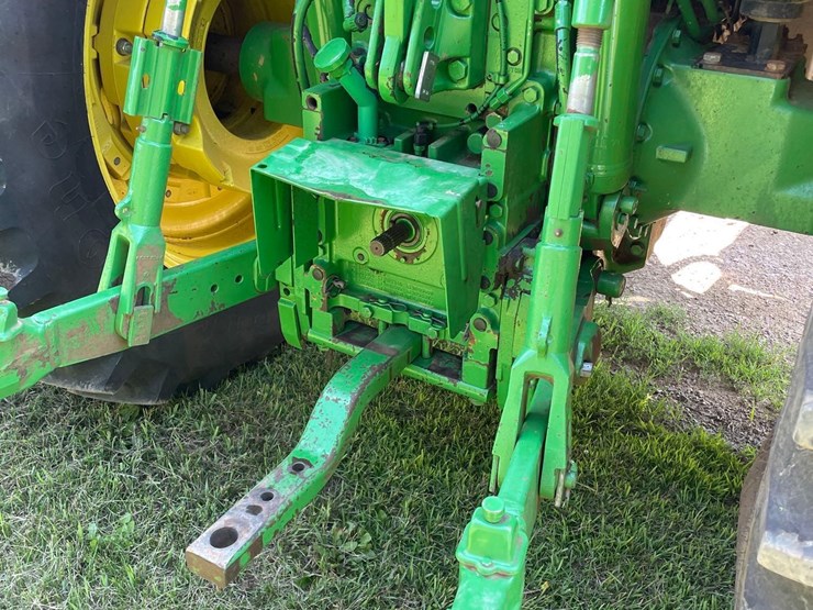 2014-john-deere-6210r-image-55