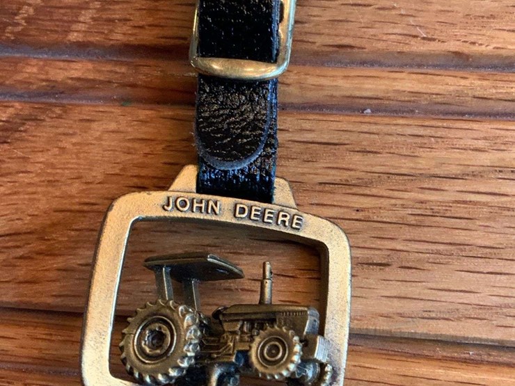 (3)-john-deere-watch-fobs-image-3