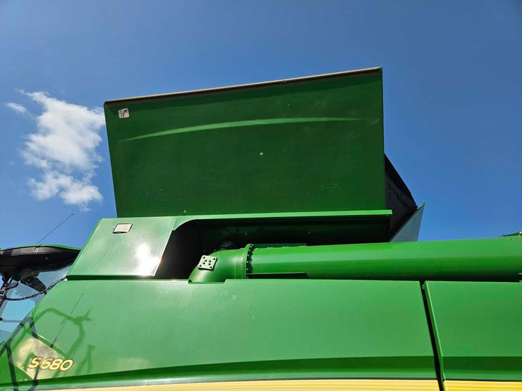 2015-john-deere-s680-image-25