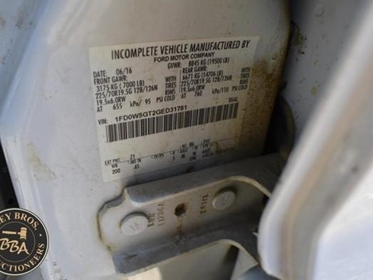 2016-ford-f550-sd-image-27