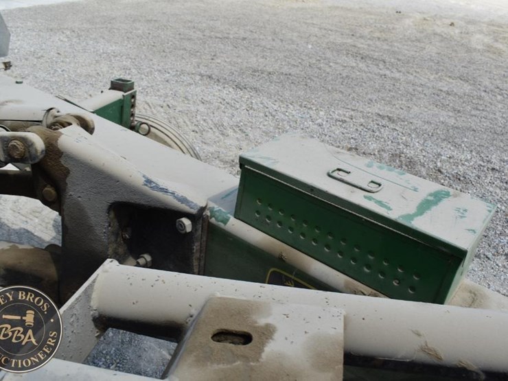 john-deere-2700-image-36