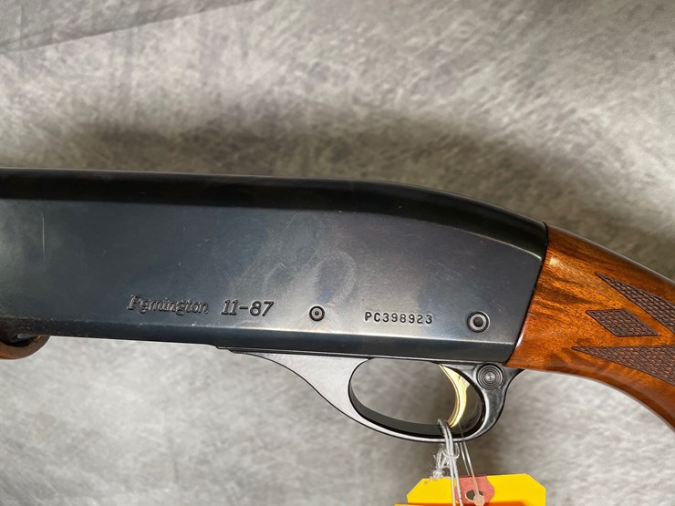 #4446-•-remington-11-87-premier-12-ga.-semi-auto-shotgun,-sn:-pc398923-image-15