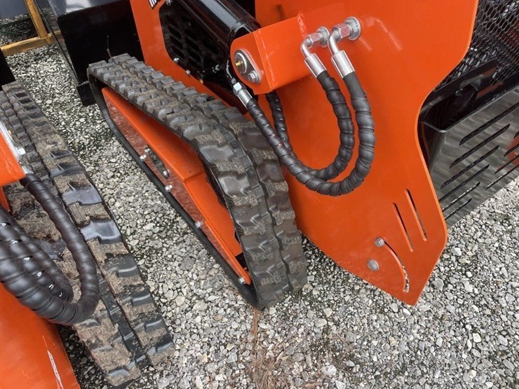 new-mms-skid-steer-loader-image-5