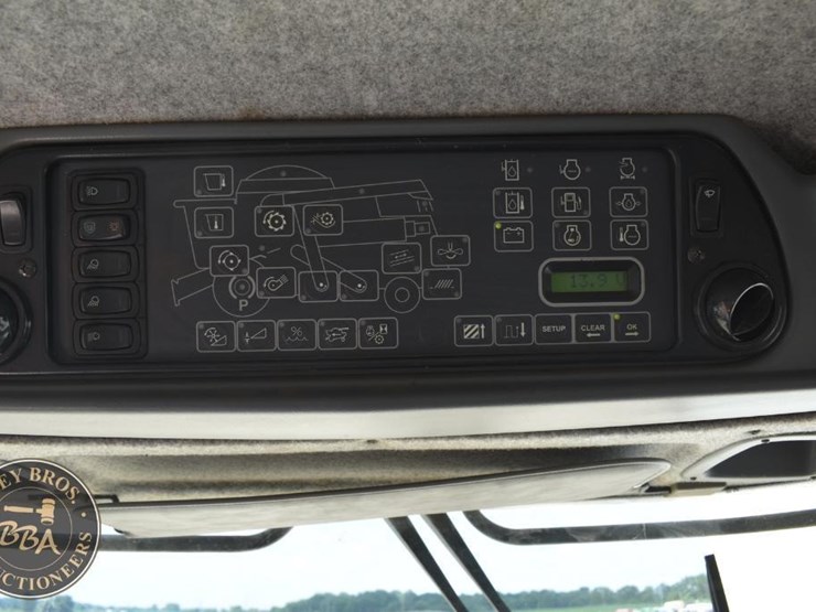 2007-massey-ferguson-9690-image-51