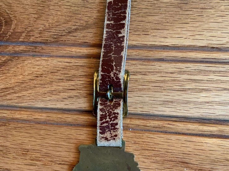 (3)-john-deere-industrical-watch-fobs-image-8