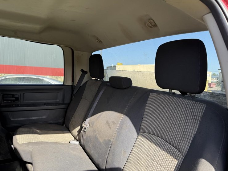 2012-dodge-ram-2500-image-29